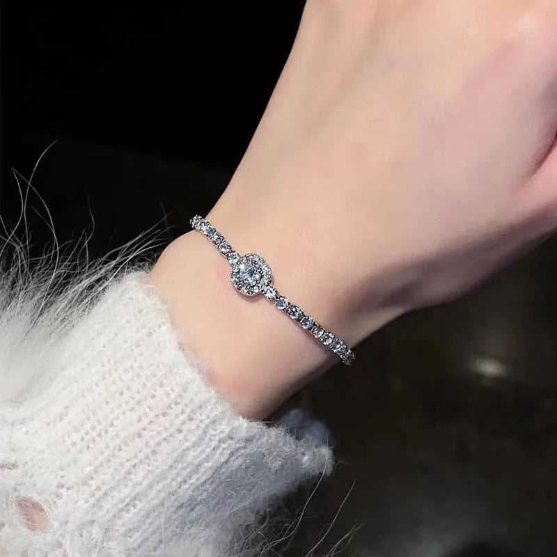 New  Silver Luxury Bracelet Elegant!