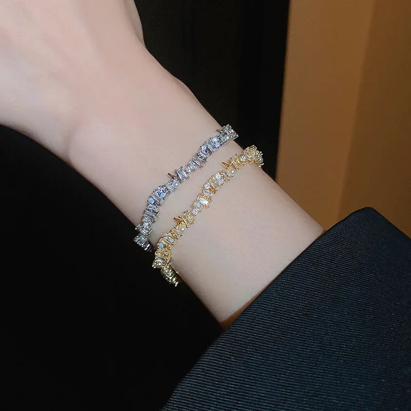 Fashion Crystal Adjustable Bracelet!